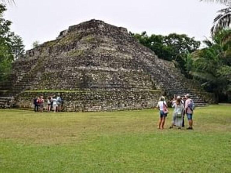 Costa Maya: Chacchoben Mayan City and Mayan Experience