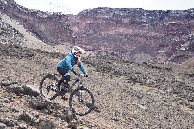 Cotopaxi MTB / Enduro / Down Hill - Traveler Engagement