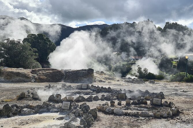 Couples PRIVATE Hybrid 4X4 Tour – Furnas (Inc Hot Springs and 3 Course Lunch)
