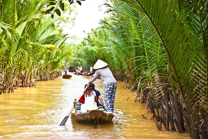 Cu Chi Tunnels and Mekong Delta VIP Tour by Limousine