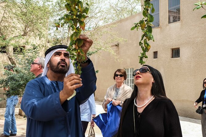 Cultural Tour of the Al Fahidi Al Bastakiya District in Authentic Old Dubai