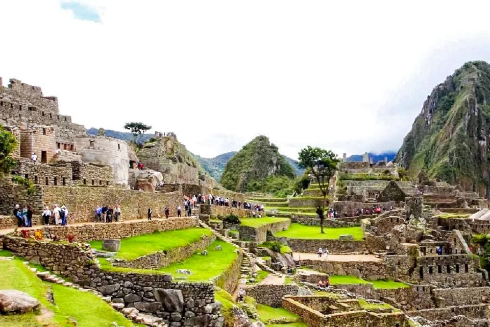 1 cusco 2 day sacred valley and machu picchu guided tour Cusco: 2-Day Sacred Valley and Machu Picchu Guided Tour