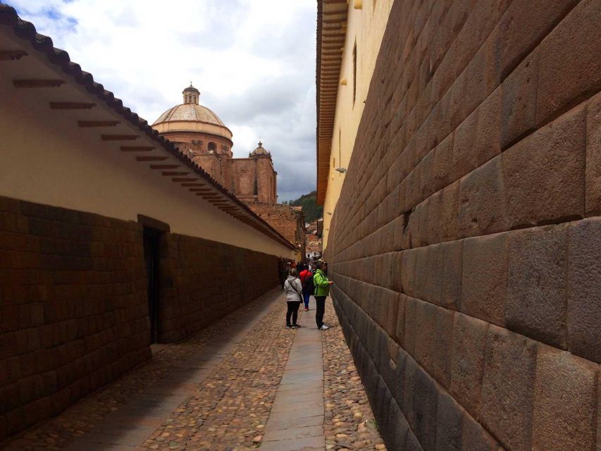 Cusco - 4 Days Rainbow Mountain Machu Picchu Hotel 4 - Itinerary and Activities
