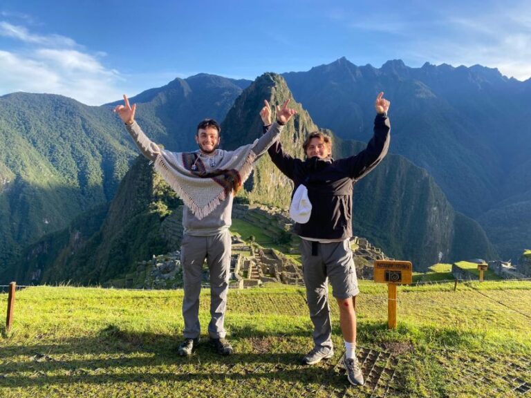 Cusco: Machu Picchu-Rainbow Mountain 3d/2n Private Tour