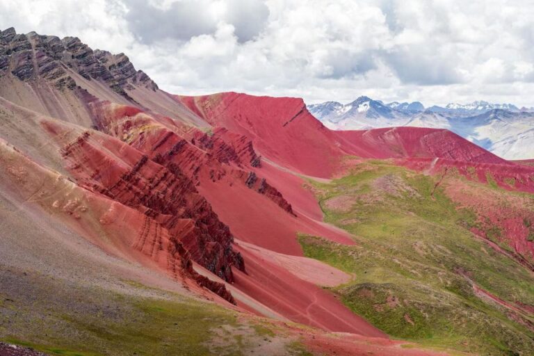 Cusco: Rainbow Mountain and Red Valley Hike