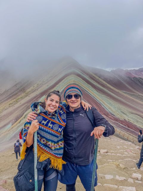 Cusco:Humantay Lake and Rainbow Mountain With Buffet Meals