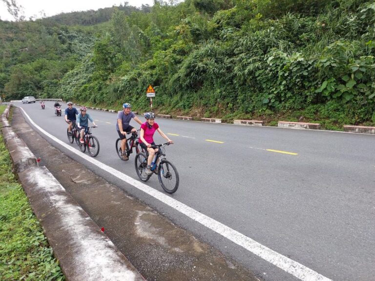 Da Nang: Cycling Hai Van Pass and Lap An Lagoon