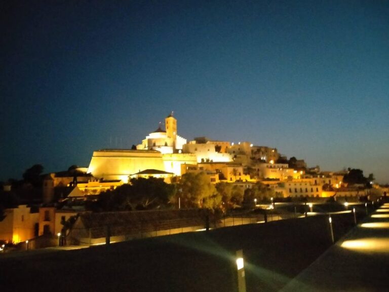 Dark Ibiza. Myths and Legends of the Old City