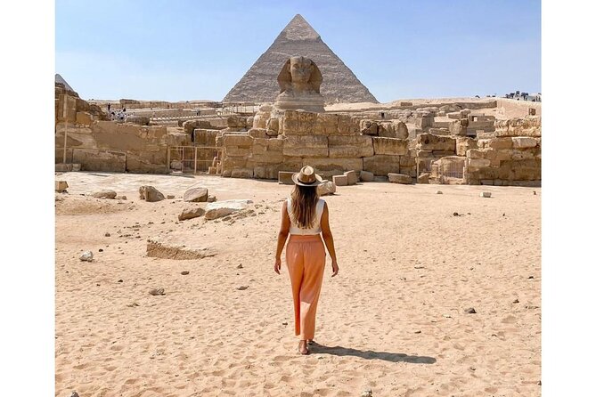 Day Tour to Giza Pyramids & Sphinx & Saqqara and Memphis