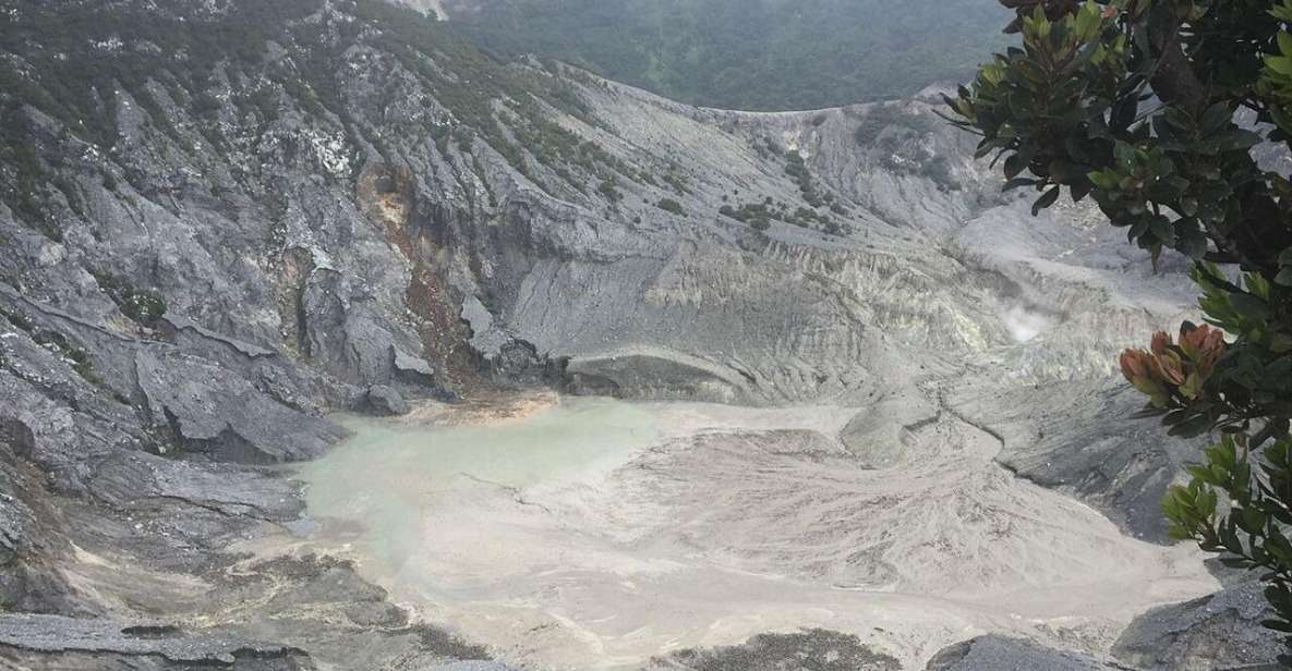 1 daytrip volcano mountain tangkuban perahu lembang tour guide Daytrip Volcano Mountain Tangkuban Perahu Lembang Tour Guide