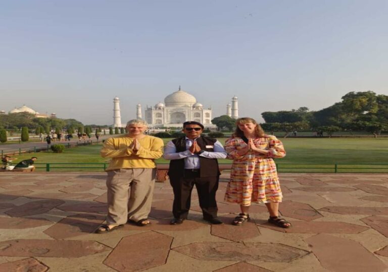 Delhi: Taj Mahal, Agra Fort and Baby Taj Private Tour