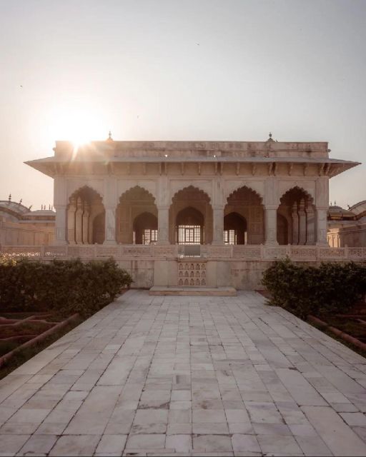 Delhi to Agra: Taj Mahal & Agra Fort Private Guided Tour