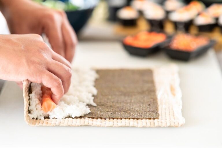 Denver : Mastering Sushi With Chef Kevin