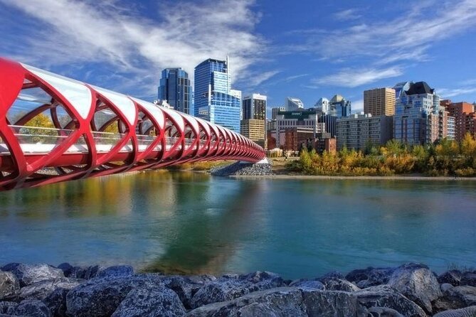 Departure Private Transfer: Calgary to Calgary Airport YYC in Luxury SUV