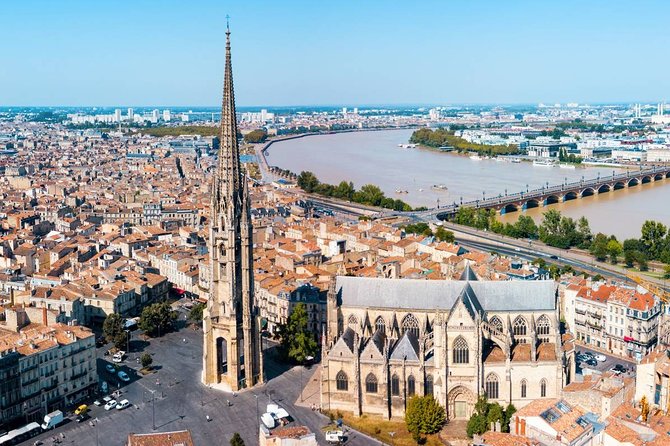 Departure Private Transfers : Bordeaux to Bordeaux Airport BOD in Luxury Van