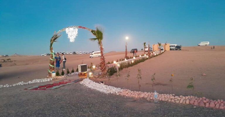 Desert Delights: Dinner & Show Spectacular in Agafay Desert