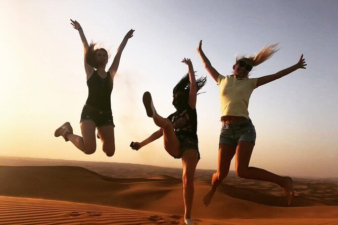 Desert Safari in 4×4 Car With BBQ Dinner and Belly Dance