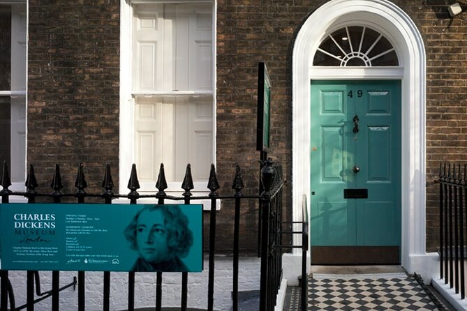 Dickens Journey Outdoor Escape Game in London