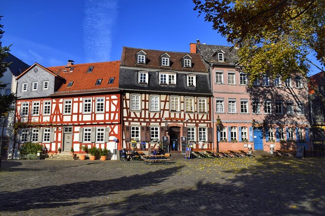 Discover Höchst Old Town of Frankfurt With a Local