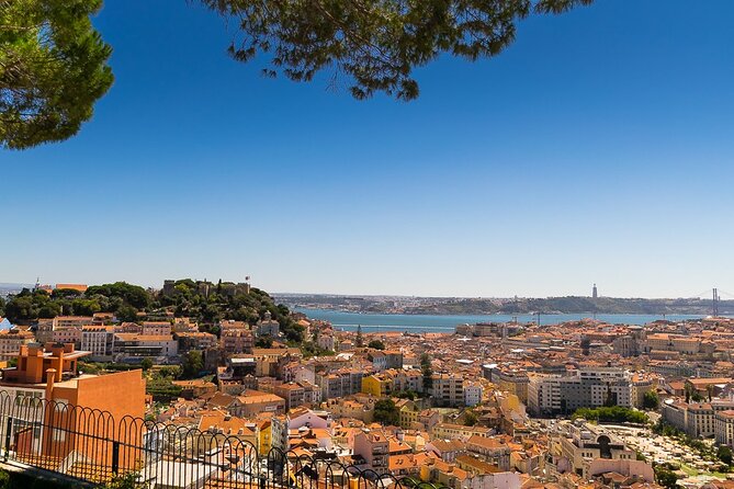 Discover Lisbons Heritage: 2-Hour Tuk Tuk Adventure