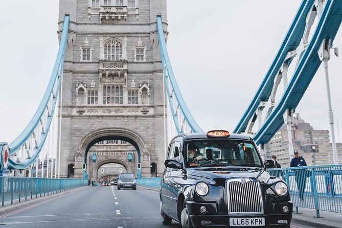 Discover London in a Panoramic Black Cab
