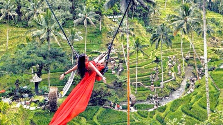 Discover the Best of Ubud on a 10-Hour Tour
