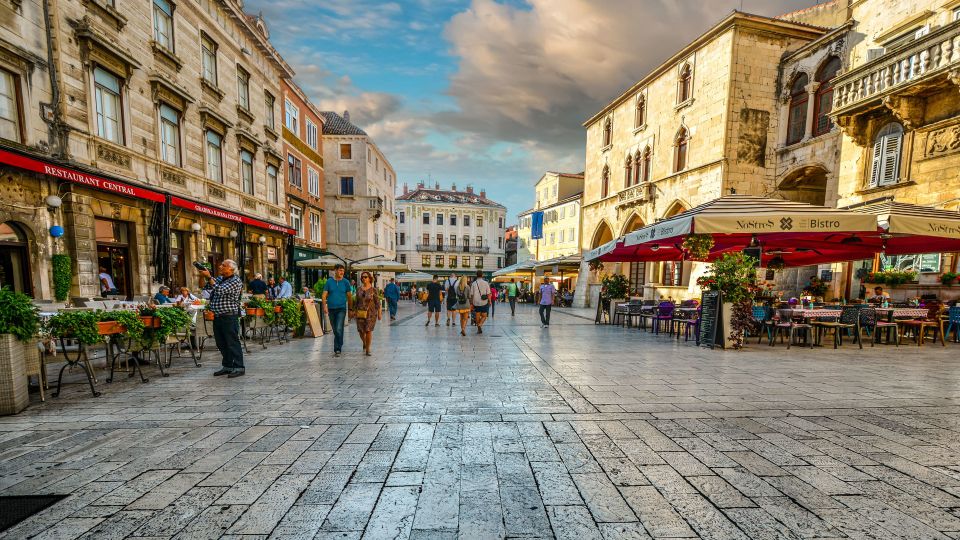 Discover the Old Town Split 1.5h Walking Small Group Tour