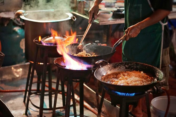 Discover the Secrets of Chinatown Walking Tour With Food Tasting