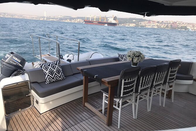 Dolmabahçe Palace Tour & Sunset Cruise on Luxury Yacht