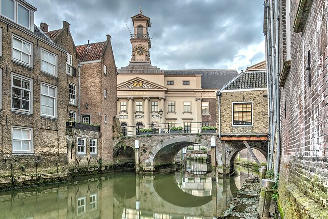 Dordrecht: Walking Tour With Audio Guide on App