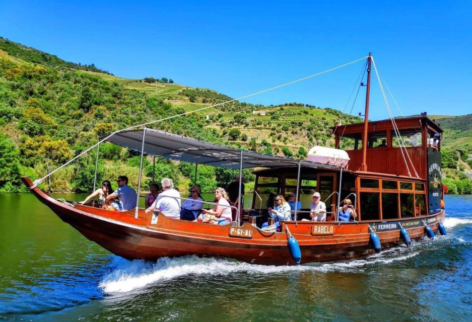 Douro Valley Semi-Private Tour With Two Wineries and Lunch