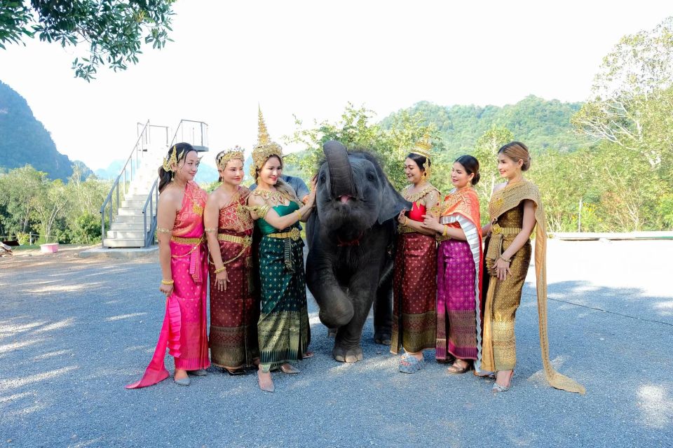 Dress in Thai Costume Feed Elephant &Animals, and Photoshoot - Logistics Details