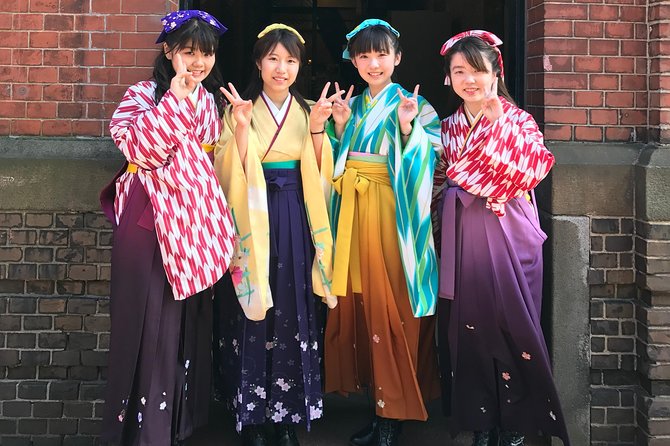 1 dress up high quality hakama kimono and 30 min rickshaw tour Dress Up High-Quality “Hakama” Kimono and 30-min Rickshaw Tour