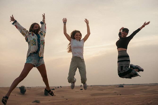 Dubai: Al Marmoom Oasis Vintage Safari With Camels, Stargazing & Bedouin Dinner - Tour Overview