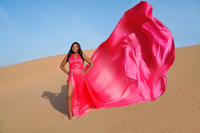 1 dubai flying dress photo and video shoot in desert Dubai Flying Dress Photo and Video Shoot in Desert