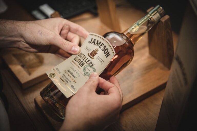 Dublin: Jameson Whiskey Distillery Tour With Tastings