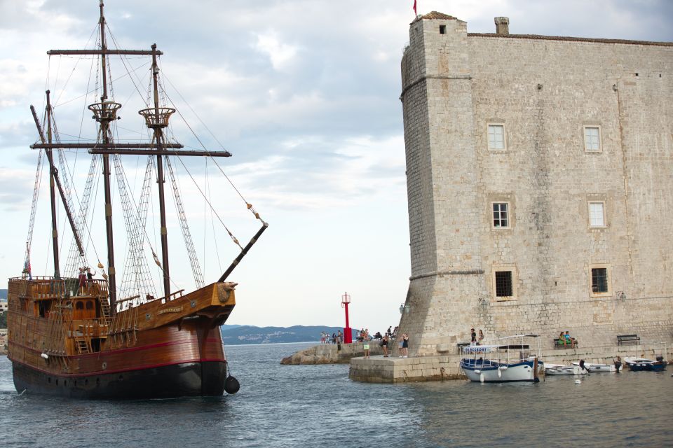 1 dubrovnik 2 hour panoramic cruise historical walking tour Dubrovnik: 2-Hour Panoramic Cruise & Historical Walking Tour