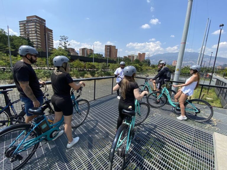 E-Bike City Tour Medellin With Local Beer and Snacks