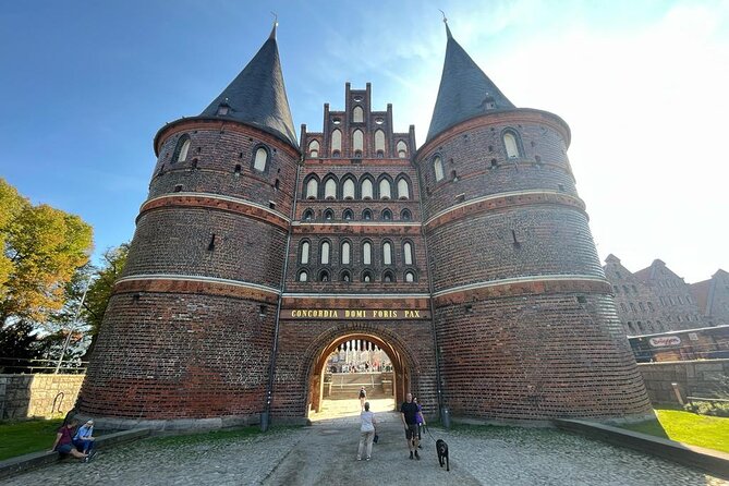 E-Scavenger Hunt Lubeck: Explore the City at Your Own Pace