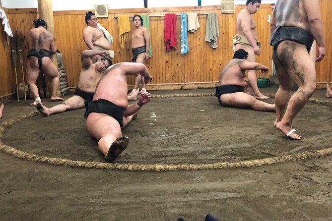 【Stable of Champion】 Sumo Morning Practice ＆ Lunch With Wrestlers