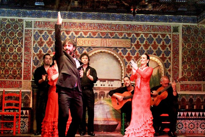 El Escorial and Valley Morning Tour & Night Flamenco Show With Drink