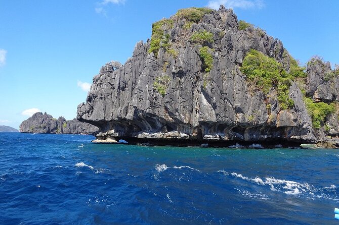 El Nido Island Hopping Tour a With Lunch