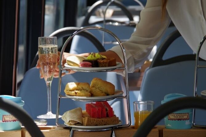 English Afternoon Tea Bus With Panoramic Tour of London– Upper Deck