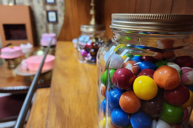 Escape Room Experience Taupo – The Candy Cottage