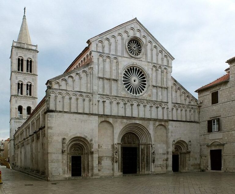 Evening Private Walking Tour – Zadar Old Town