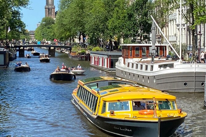 Exclusive Burger Cruise Through the Amsterdam Canals