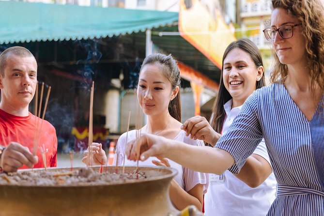 1 experience bangkok at night chinatown sightseeing street food tour Experience Bangkok at Night: Chinatown Sightseeing & Street Food Tour