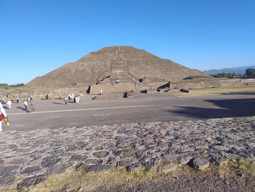 1 experience teotihuacan and the basilica with transportation included Experience Teotihuacan and the Basilica With Transportation Included
