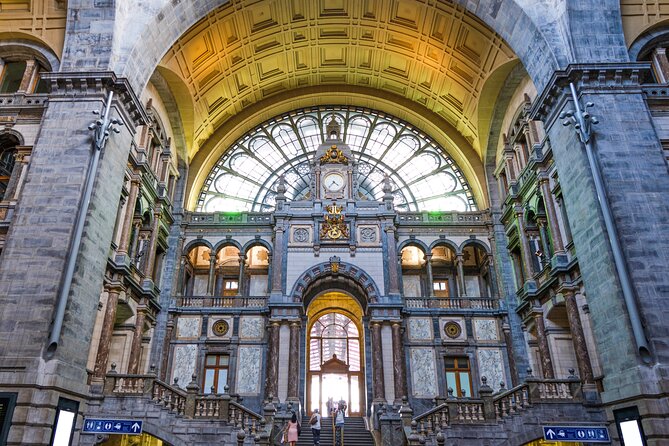 1 explore antwerp in 1 hour with a local Explore Antwerp in 1 Hour With a Local