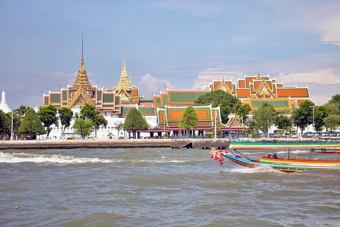 1 explore bangkoks waterways Explore Bangkok's Waterways